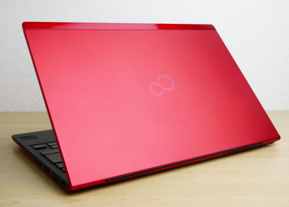 富士通 LIFEBOOK WU2/C2のレビュー！超軽い！キーボードが打ちやすい