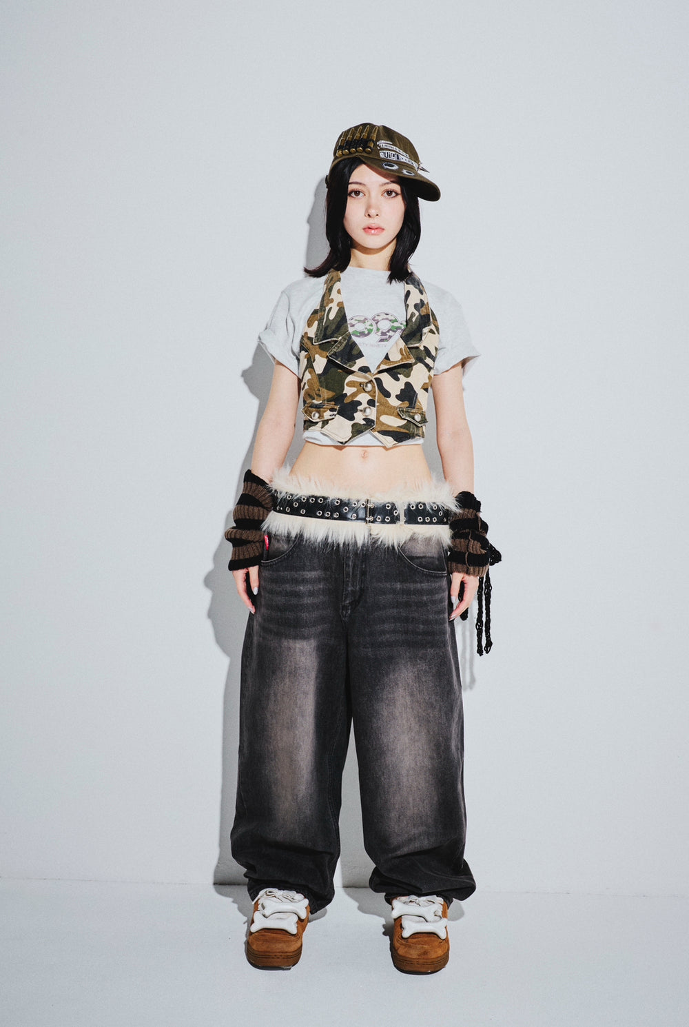 King Logo Vintage Tapered Pants – YZ