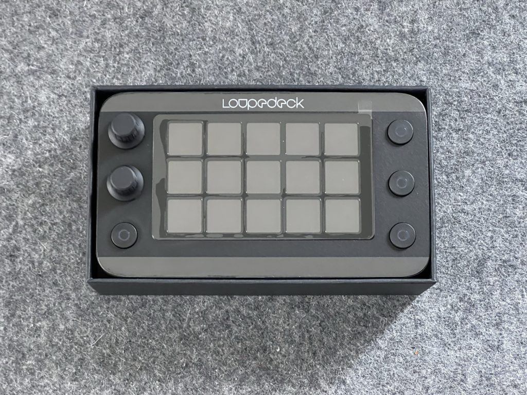 左手デバイスLoupedeckシリーズの最新作「Loupedeck Live S」を