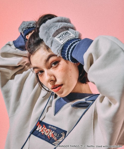 niko and…（ニコアンド） 手袋 「STRANGER THINGS」コラボハンド