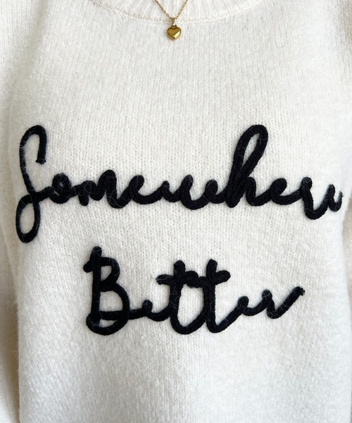 moment+ ニット セーター コードロゴ刺繍ニットプルオーバー