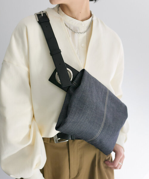 ear PAPILLONNER（イア パピヨネ） ウエストポーチ ウエストバッグ