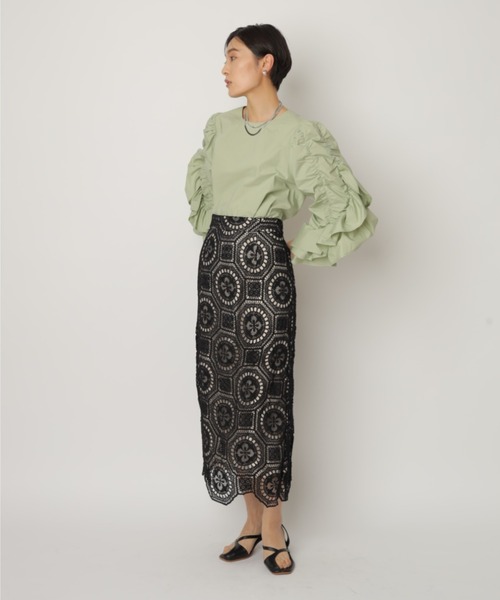 新品タグ付き✨CADUNEカデュネレースフリルブラウス38 CADUNE