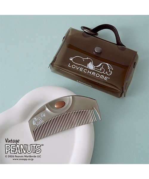 Cosme Kitchen（コスメキッチン） ヘアブラシ LOVECHROME / 「PEANUTS