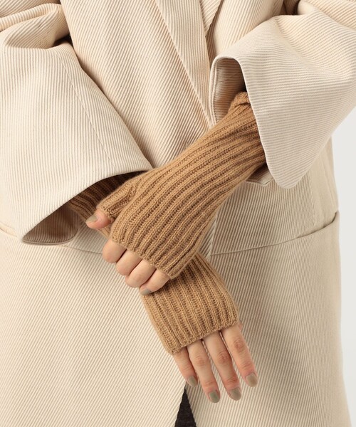 Johnstons of Elgin（ジョンストンズ オブ エルガン） 手袋 Johnstons