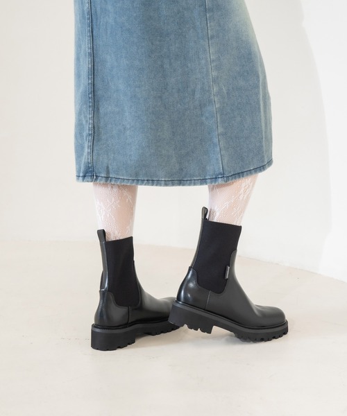 CHARLES ＆ KEITH（チャールズ&キース） ブーツ ニットソックス リッ