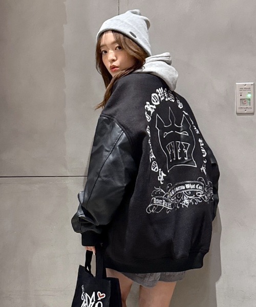 RODEO CROWNS WIDE BOWL（ロデオクラウンズワイドボウル） スタジャン