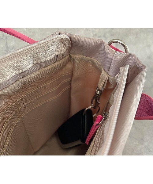 SALON DE ALFURD TOKYO（サロン・ド・アルファード） ポーチ スマイル