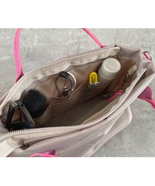 SALON DE ALFURD TOKYO（サロン・ド・アルファード） ポーチ スマイル