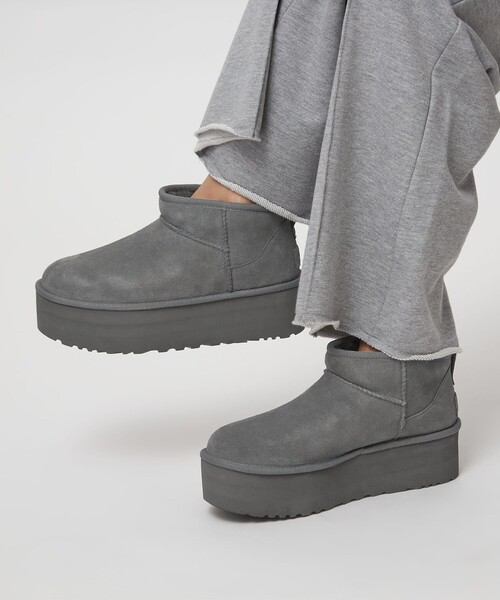 UGG Australia（アグオーストラリア） ブーツ 「UGG」クラシック