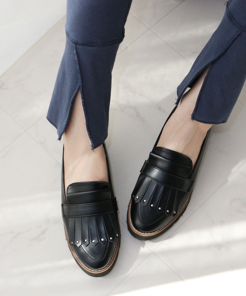 Fin（フィン） ローファー フリンジスタッズローファー レディース