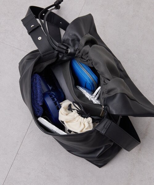 ear PAPILLONNER（イア パピヨネ） ショルダーバッグ バッグ レザー