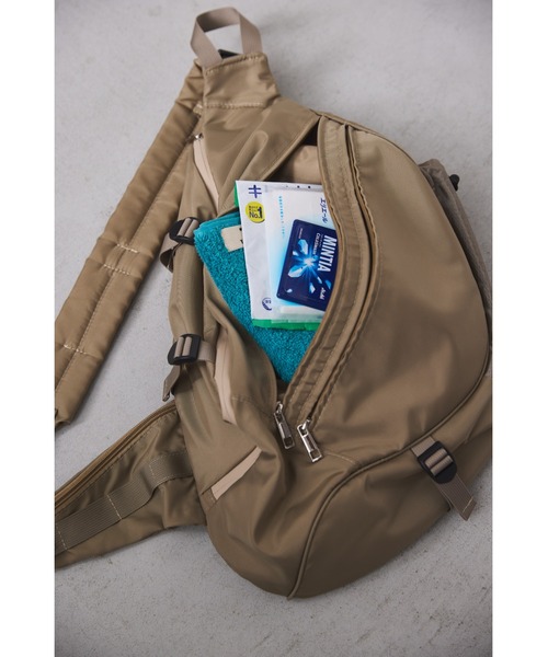 un/neu ウエストポーチ ウエストバッグ 撥水マルチアウトポケット