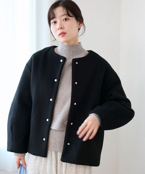 J&M Davidson（J＆Mデヴィッドソン） 」 ノーカラーコート 8 ベージュ