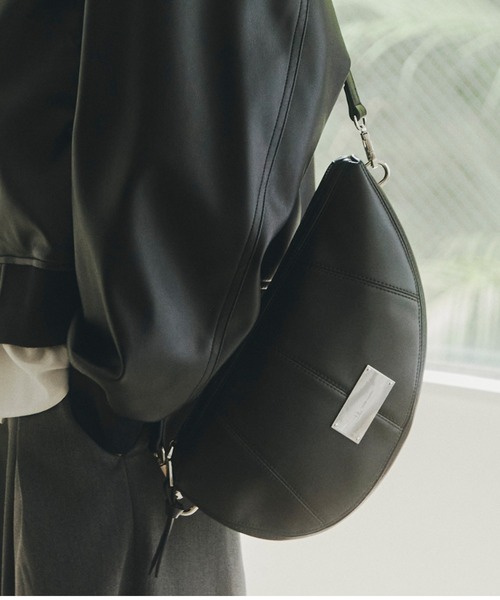 tk.TAKEO KIKUCHI（ティーケータケオキクチ） ショルダーバッグ