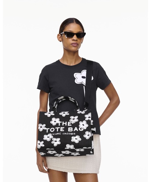 MARC JACOBS（マーク・ジェイコブス） トートバッグ DAISY CANVAS TOTE