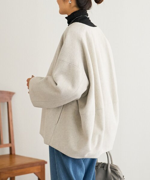 BEARDSLEY（ビアズリー） ノーカラーコート コート 後ろぷっくりウール