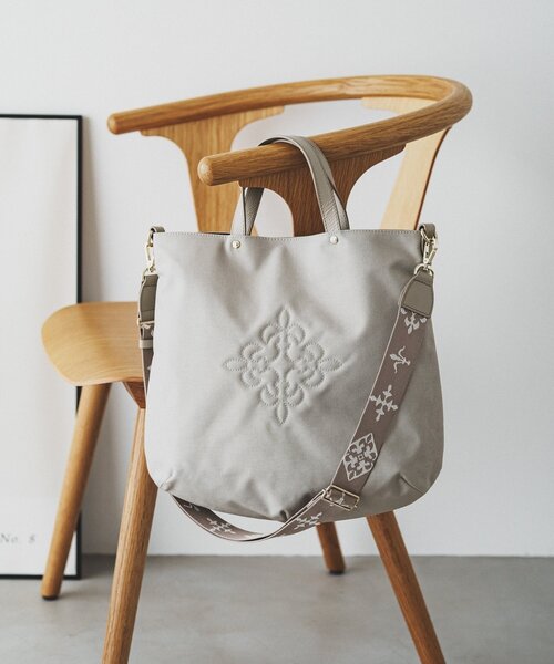 kate spade NEW YORK（ケイト・スペード ニューヨーク） トートバッグ