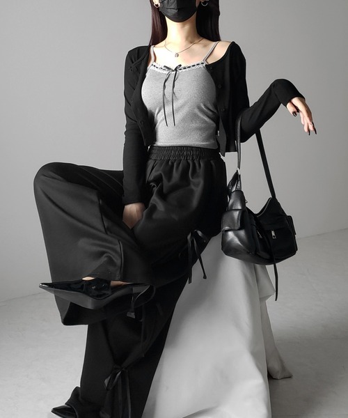 me+em select（ミームセレクト） キャミソール 「 カップ付き 」サテン