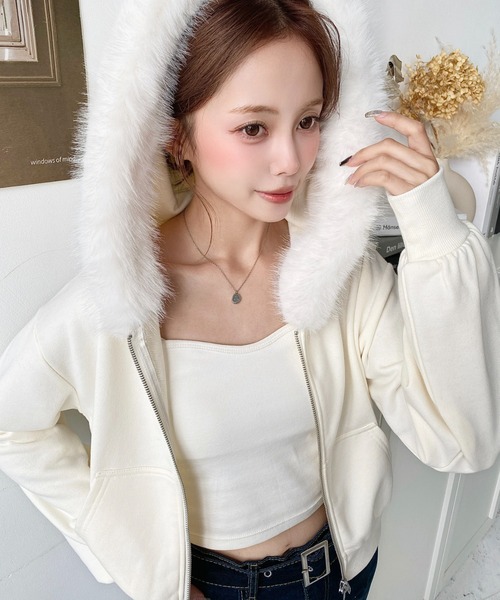 moment+ パーカー ファーフードダブルジップショートパーカー