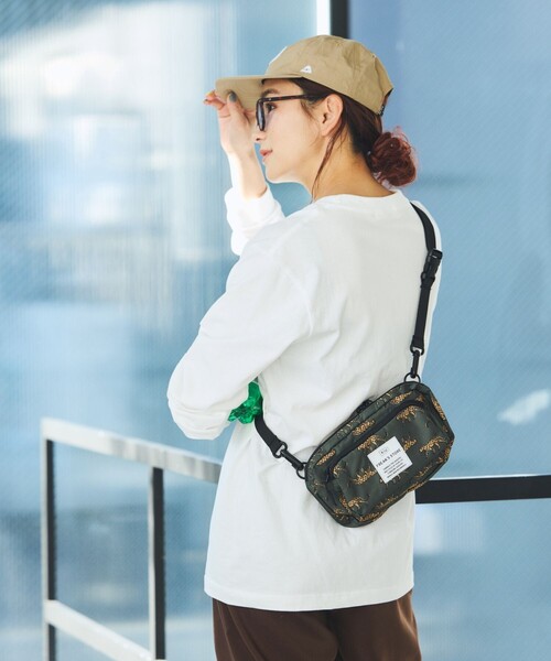 KiU（キウ） ショルダーバッグ メンズ レディース : ZOZOTOWN Yahoo!店