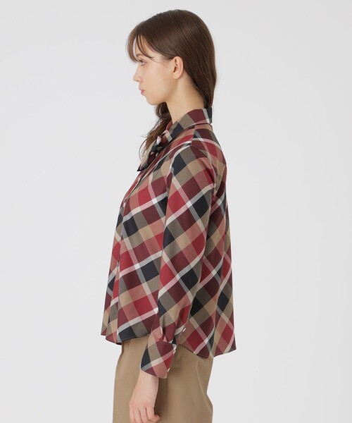 BLUE LABEL CRESTBRIDGE（ブルーレーベルクレストブリッジ） ブラウス