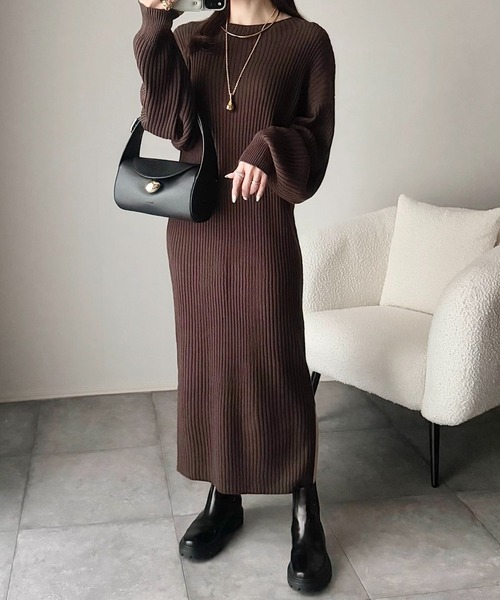 Ada. ワンピース 1枚で大人カジュアルの主役に。ぷちハイネックニット