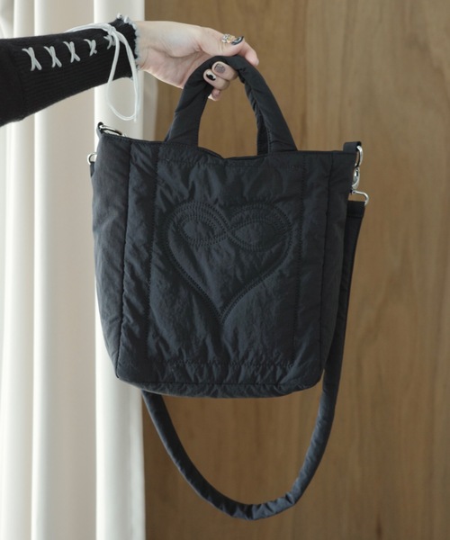 ショルダーバッグ バッグ padded heart bag/ハートモチーフ