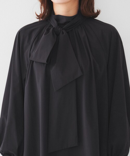 UNTITLED（アンタイトル） ブラウス シャツ 「通勤」ボウタイ付