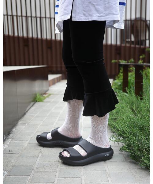 OOFOS（ウーフォス） サンダル OOYEA ウーヤー リカバリーサンダル