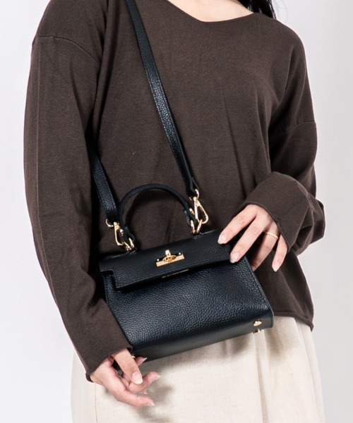 AULENTTI（オウレンティ） ショルダーバッグ バッグ 「AULENTTI