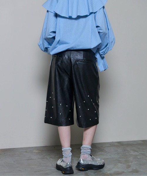 MAISON SPECIAL（メゾンスペシャル） パンツ Studs Leather Shorts