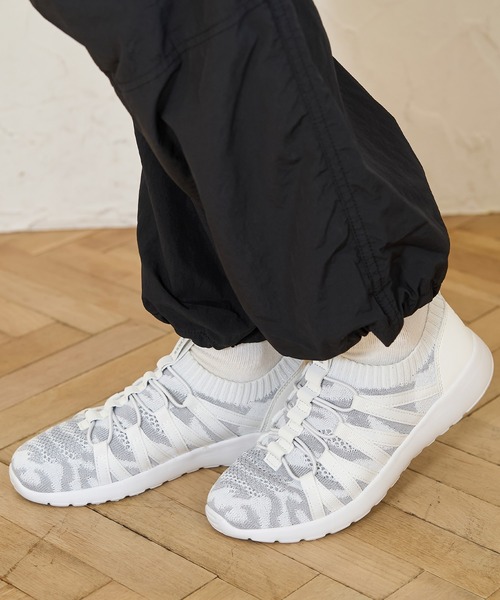 moz（モズ） スニーカー 超軽量ニットゴム紐レースアップスニーカー