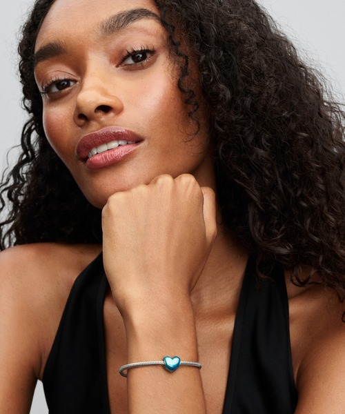 PANDORA（パンドラ） チャーム メタリック スカイブルー ハート