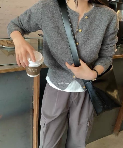 sakishimatokyo カーディガン クルーネックカーディガン/カーデ/金