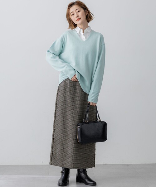 23区（ニジュウサンク） ニット セーター カシミヤブレンド Vネック