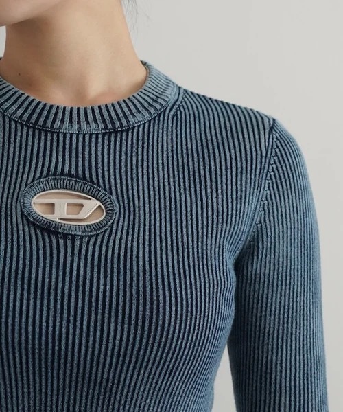 DIESEL（ディーゼル） ニット セーター DIESEL Rib-knit top with oval