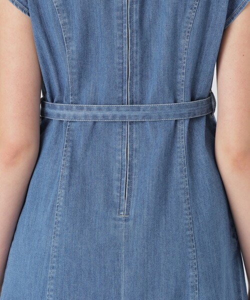 BLUE LABEL CRESTBRIDGE（ブルーレーベルクレストブリッジ