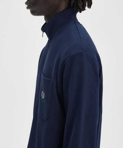 FRED PERRY（フレッドペリー） トレーナー スウェット Embroidered
