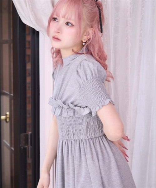 Fickle Bebe（フィクルベベ） ワンピース フリルシャーリング