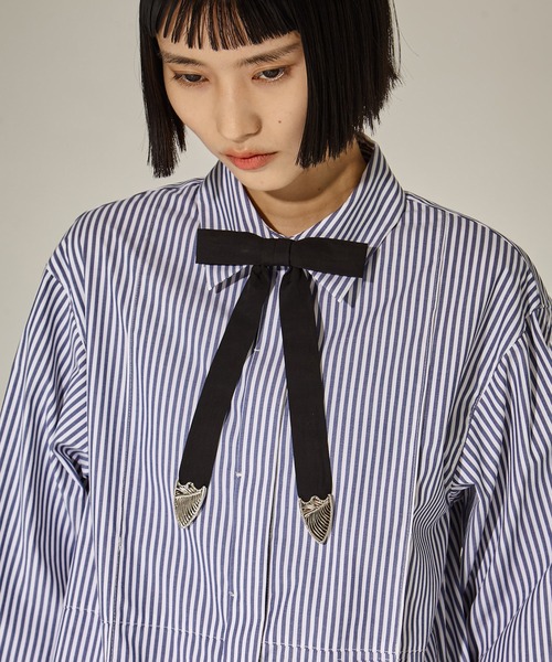 TOGA（トーガ） ブローチ 「TOGA TOO/トーガトゥー」Metal ribbon clip