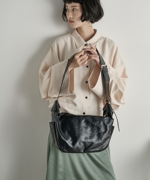 THE Yon ショルダーバッグ バッグ フェイクレザーワンショルダーバッグ