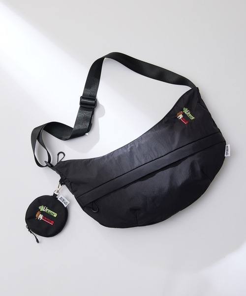 ear PAPILLONNER（イア パピヨネ） ショルダーバッグ バッグ 「PEZ