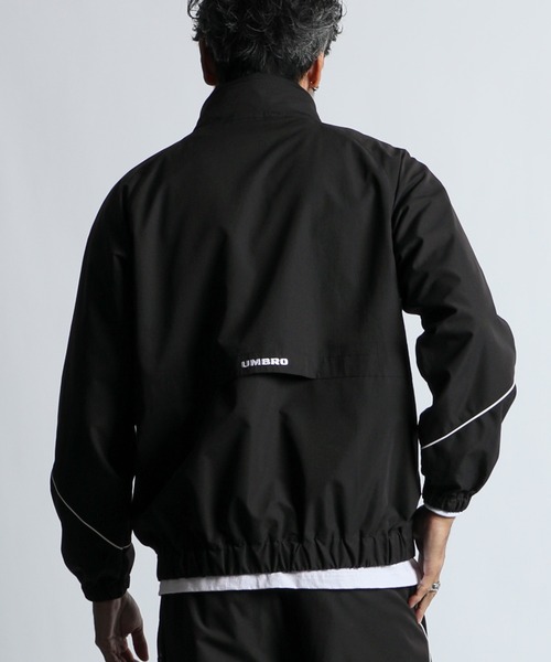 umbro（アンブロ） ナイロンジャケット × BLACK LABEL SET-UP FIELD