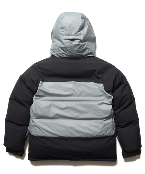 F.C.Real Bristol（エフシーレアルブリストル） ダウンジャケット