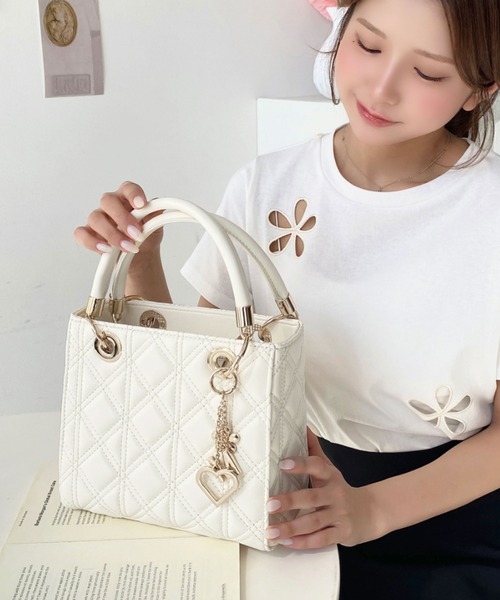 moment+ ショルダーバッグ バッグ オリジナルチャーム付き2WAY