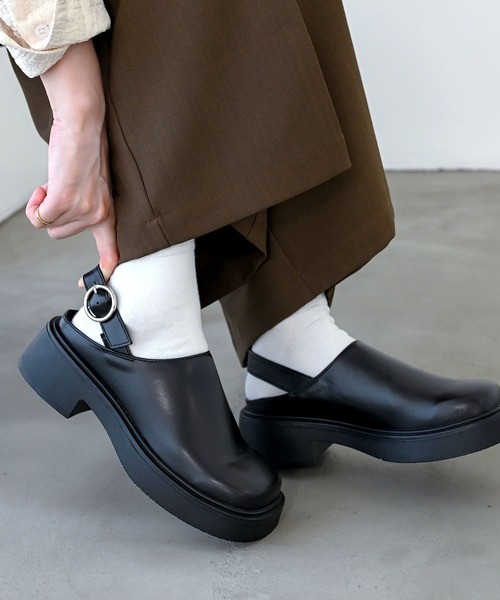 AmiAmi（アミアミ） サンダル バックベルト付きクロッグシューズ