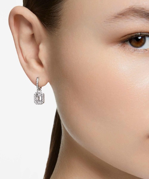 SWAROVSKI（スワロフスキー） ピアス 「公式」「スワロフスキー」Una