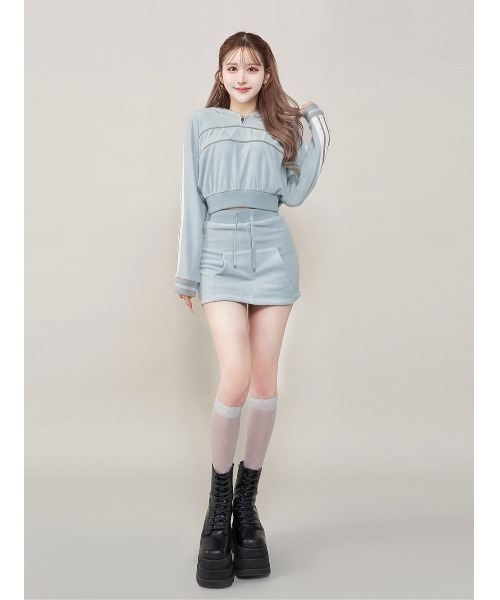 Darich（ダーリッチ） ラインベロアショートフーディ レディース