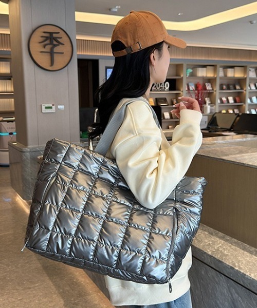 ボストンバッグ パフィー キルティング トラベルエナメルショルダー